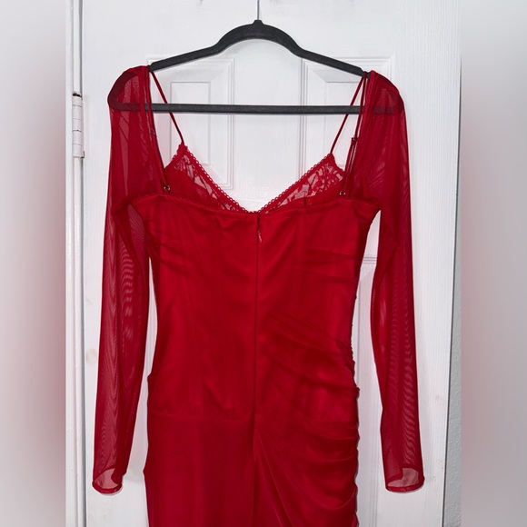 HOUSE OF CB 
Red Women Dress
Size Medium A/C - Picture 5 of 5